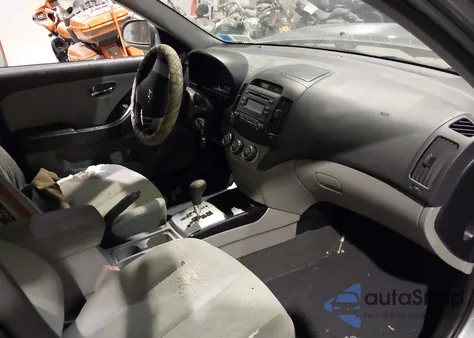 2010 Hyundai Elantra Gls z USA, uszkodzony, nr VIN KMHDU4AD9AU937871